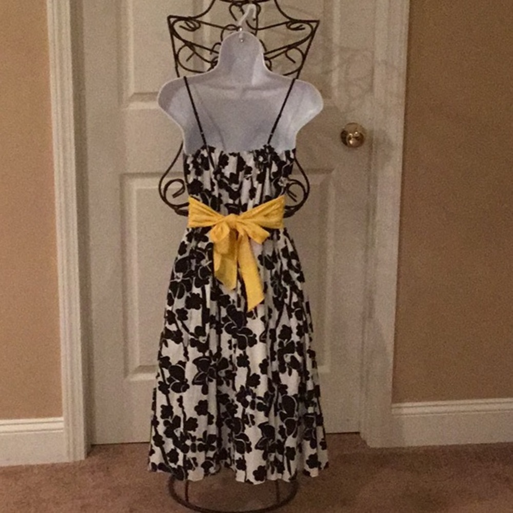 SUNDRESS - Picture 6 of 7
